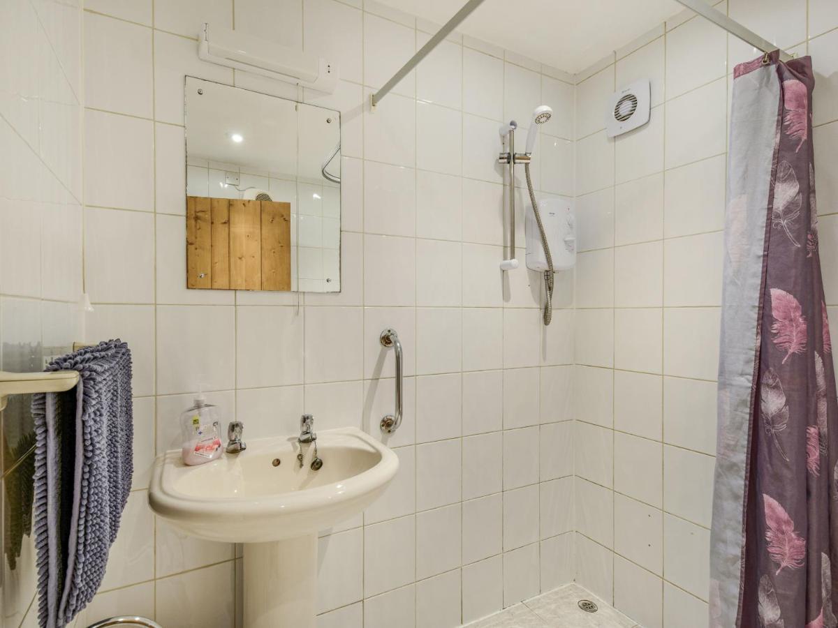 Lark'S Rise Cottage Onecote Bagian luar foto